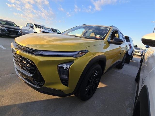 new 2025 Chevrolet Trax car, priced at $23,874