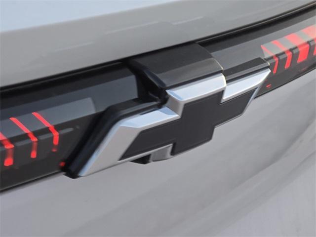 new 2025 Chevrolet Equinox EV car, priced at $55,630