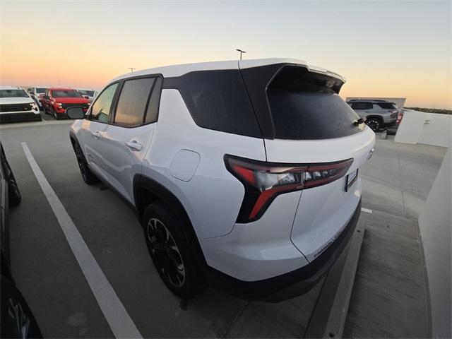 new 2025 Chevrolet Equinox car, priced at $27,304