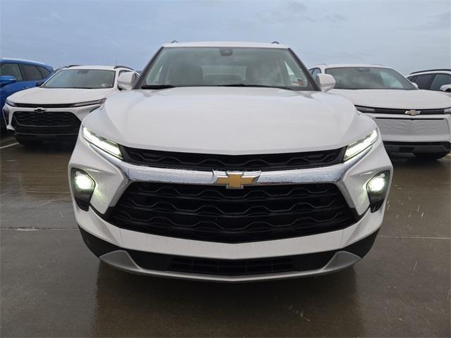 new 2024 Chevrolet Blazer car, priced at $32,303