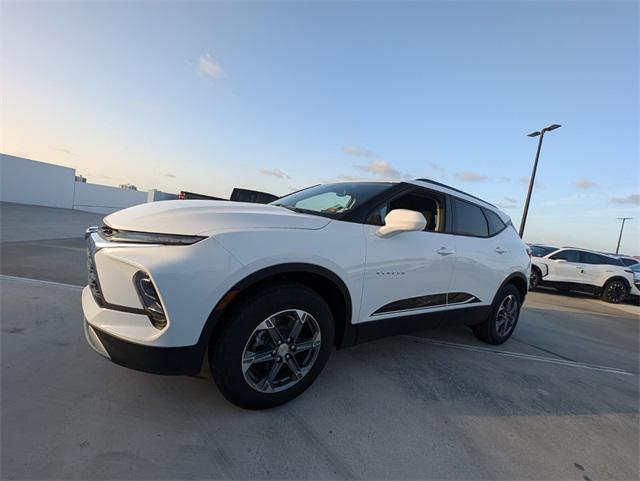 new 2024 Chevrolet Blazer car, priced at $32,465