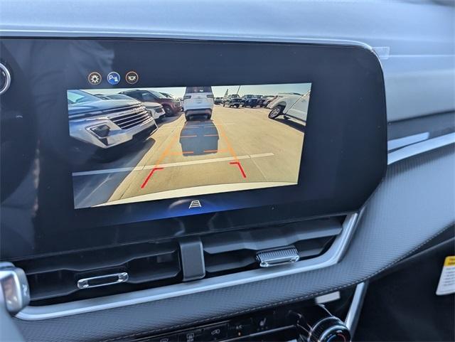 new 2026 Chevrolet Equinox car, priced at $24,490