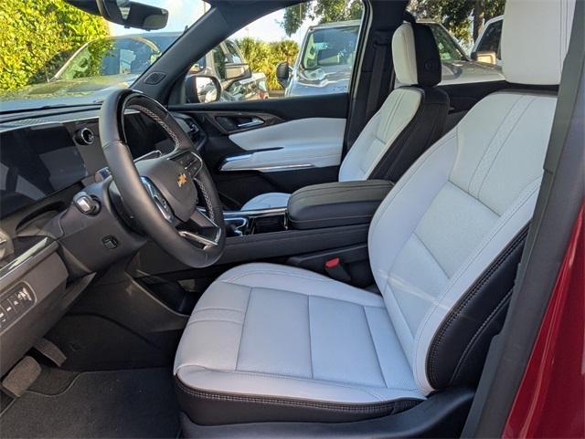 new 2025 Chevrolet Traverse car, priced at $54,327