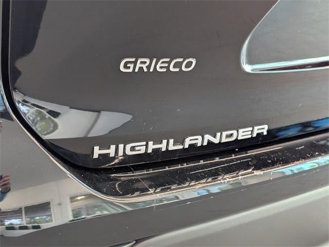 used 2020 Toyota Highlander car, priced at $23,500