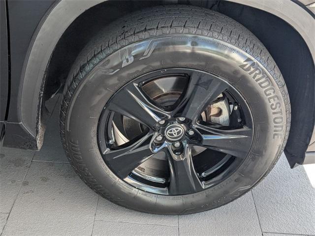 used 2020 Toyota Highlander car, priced at $23,500