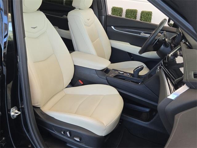 used 2024 Cadillac XT6 car, priced at $53,975