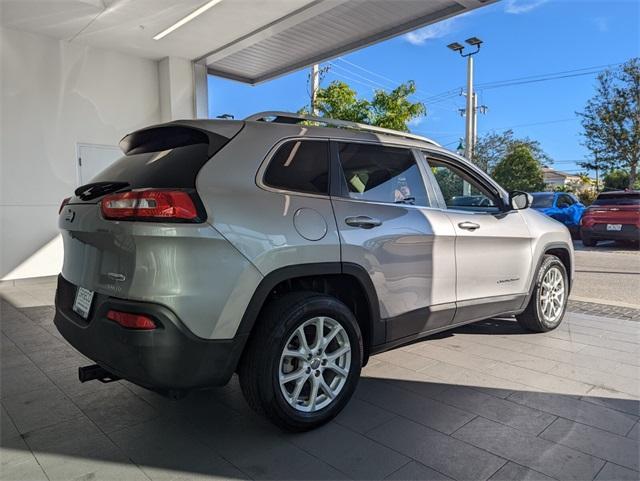 used 2017 Jeep Cherokee car, priced at $14,889