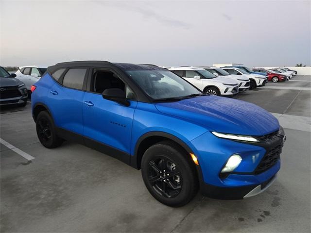 new 2025 Chevrolet Blazer car, priced at $33,625