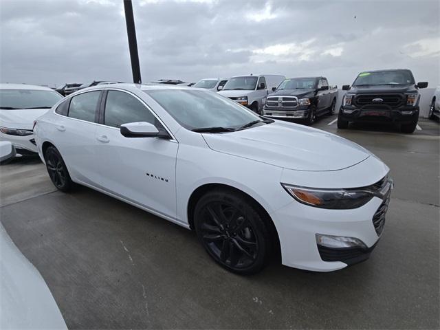 new 2025 Chevrolet Malibu car, priced at $28,887