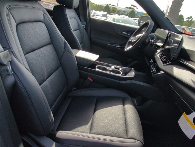 new 2026 Chevrolet Equinox car, priced at $27,990