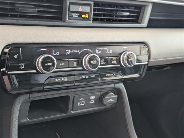 used 2025 Honda Pilot car, priced at $40,880
