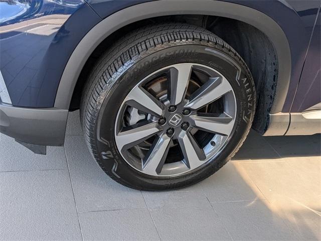 used 2025 Honda Pilot car, priced at $40,880
