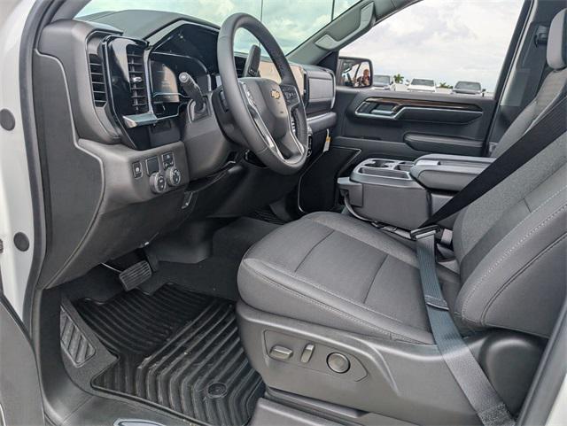 new 2024 Chevrolet Silverado 1500 car, priced at $42,950