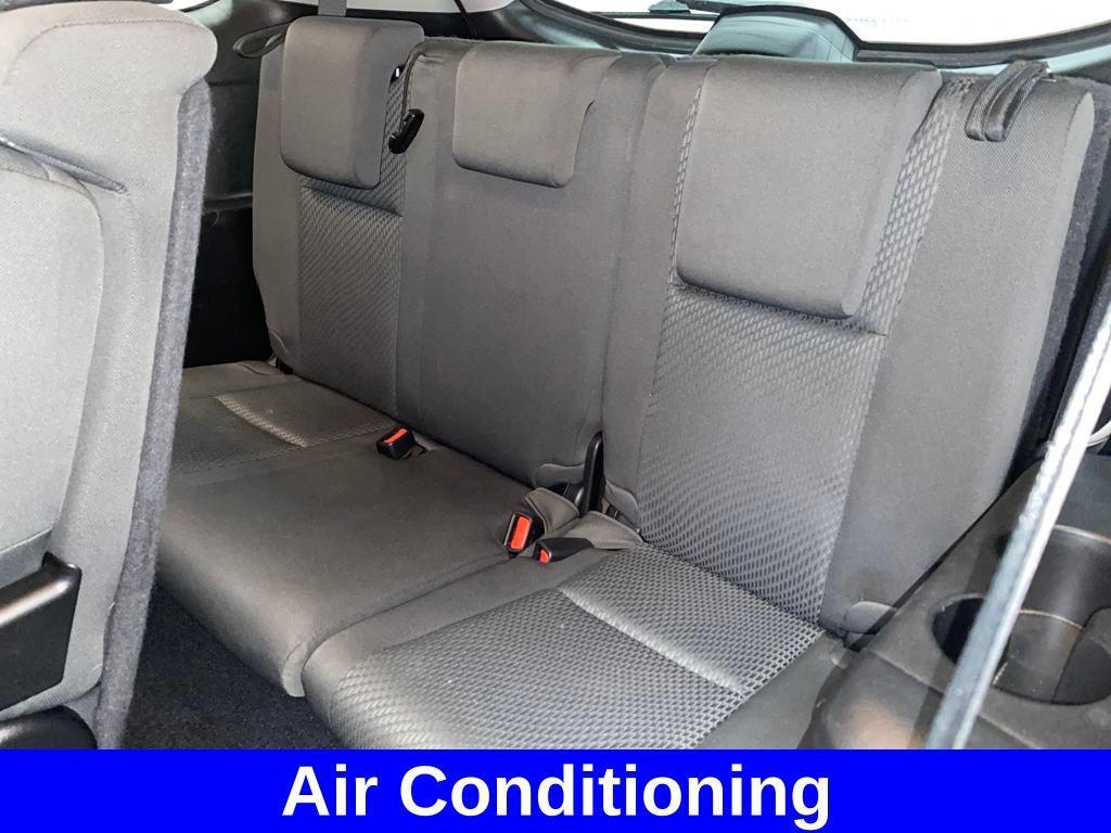 used 2015 Toyota Highlander car, priced at $15,919