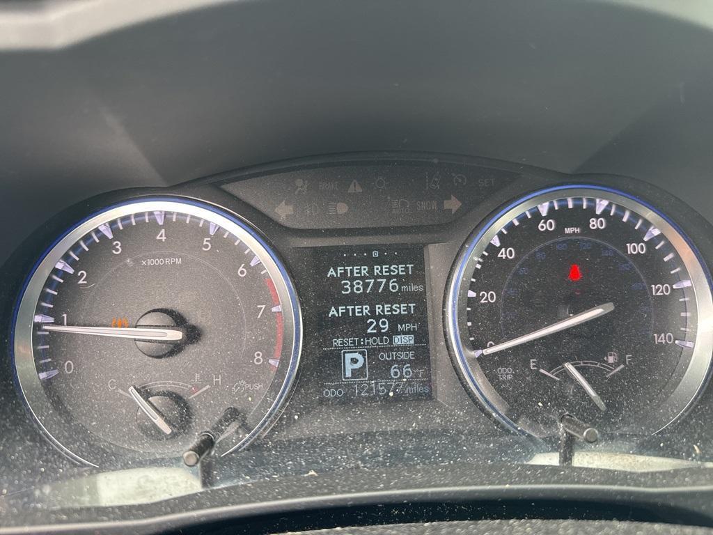 used 2015 Toyota Highlander car, priced at $17,346