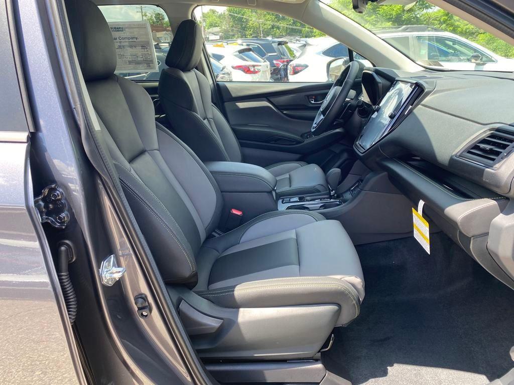 new 2025 Subaru Ascent car, priced at $45,205