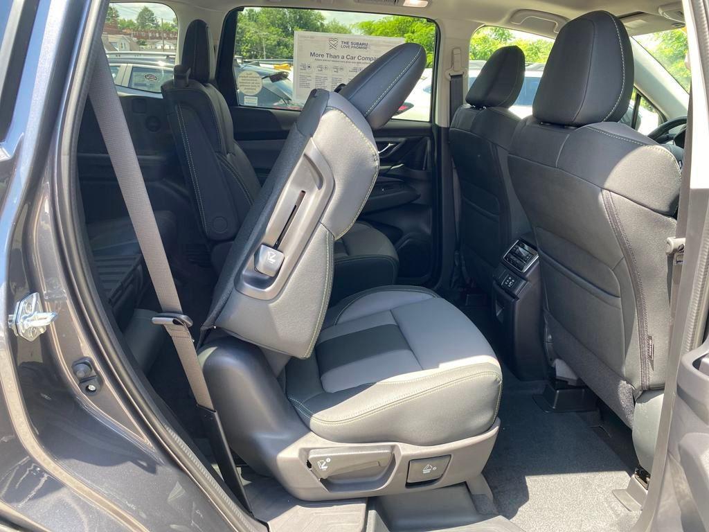 new 2025 Subaru Ascent car, priced at $45,205