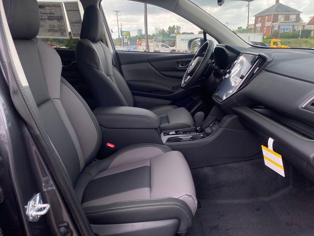 new 2025 Subaru Ascent car, priced at $45,177