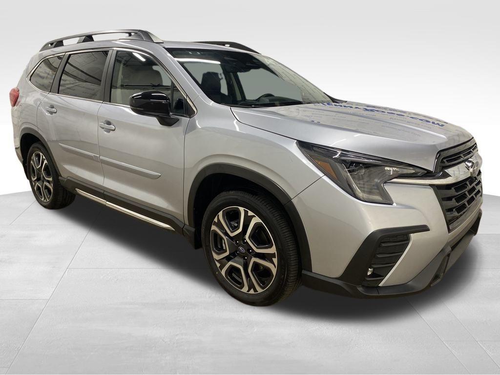 used 2025 Subaru Ascent car, priced at $43,400