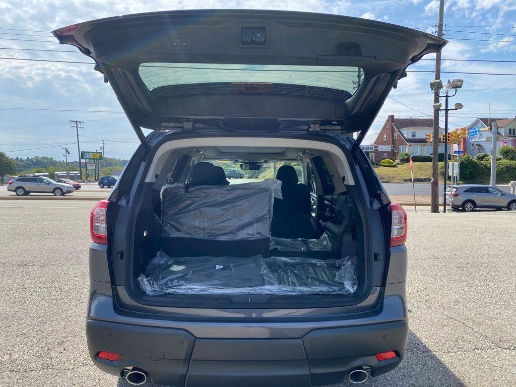new 2025 Subaru Ascent car, priced at $44,114