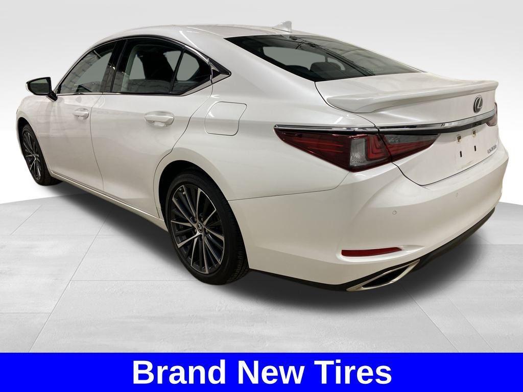 used 2022 Lexus ES 350 car, priced at $35,929