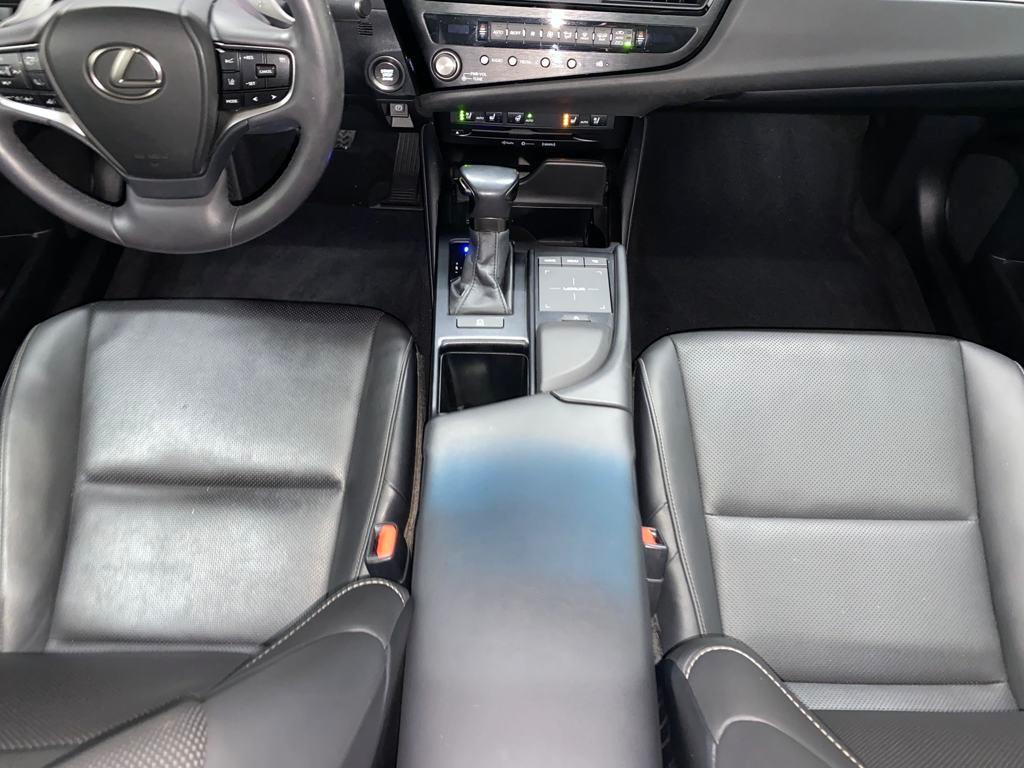 used 2022 Lexus ES 350 car, priced at $35,737
