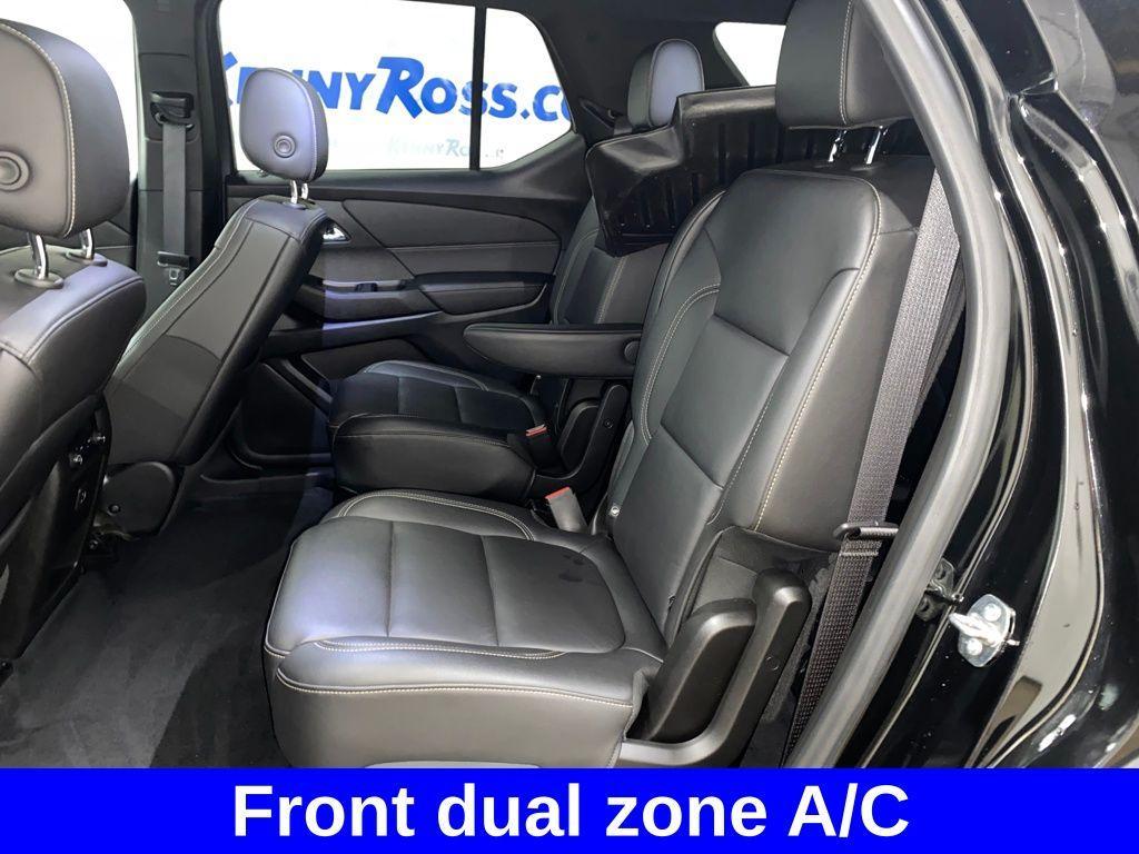used 2022 Chevrolet Traverse car, priced at $31,394