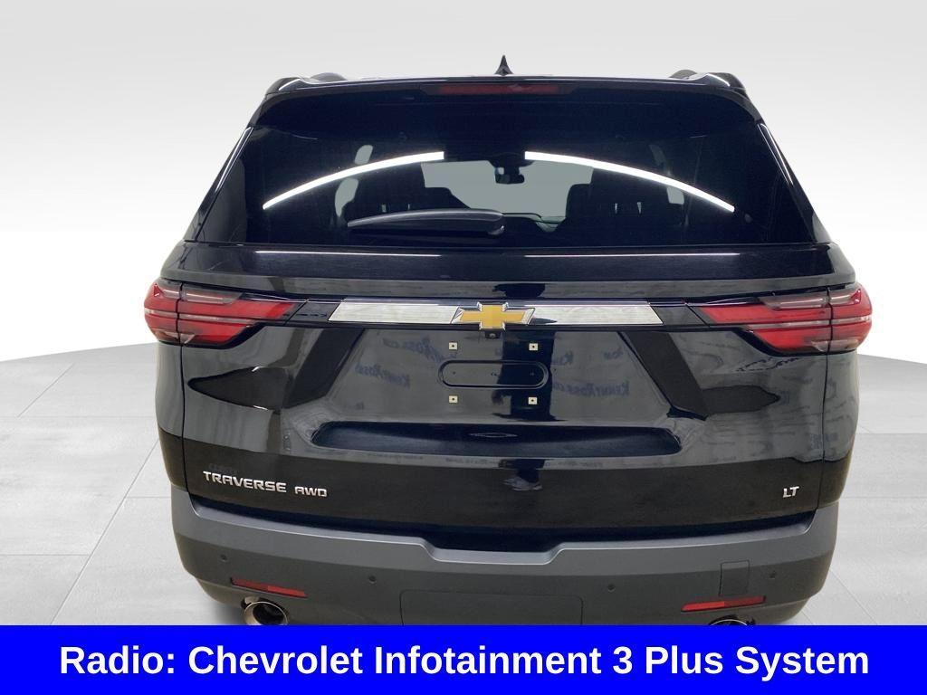 used 2022 Chevrolet Traverse car, priced at $31,394