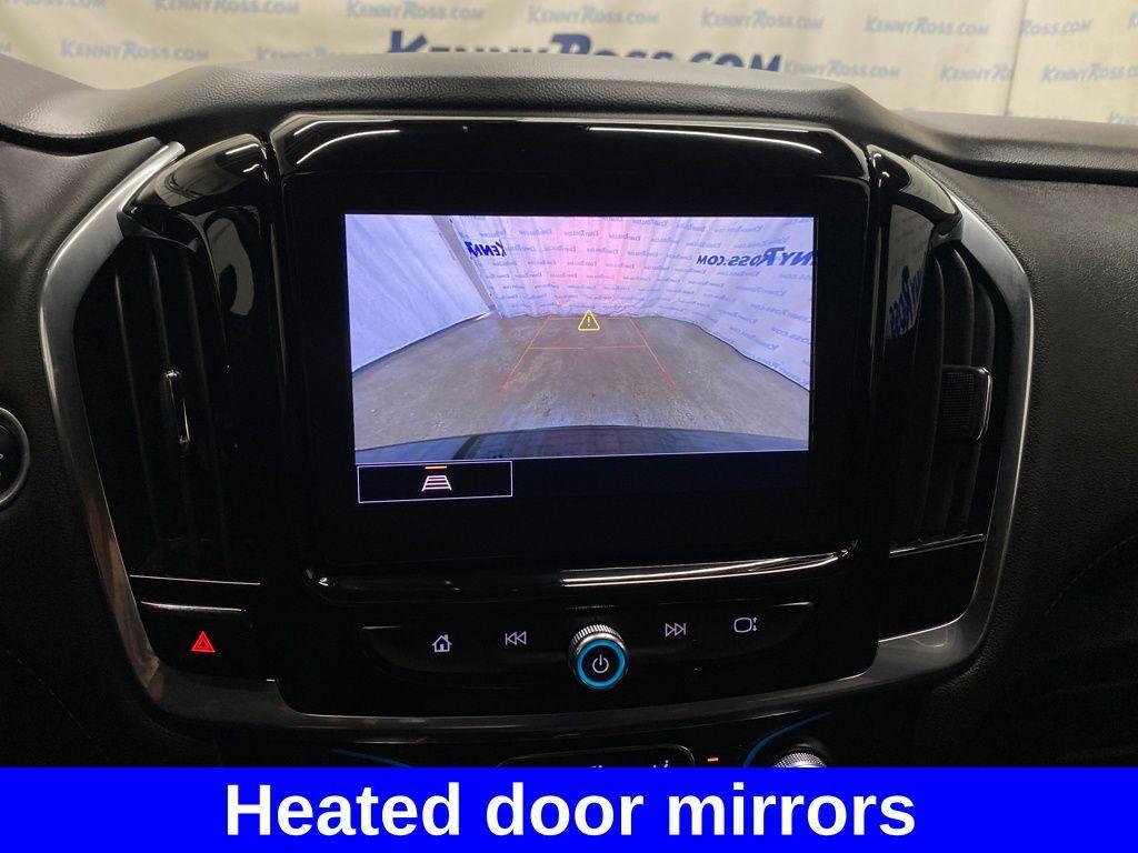 used 2022 Chevrolet Traverse car, priced at $31,394