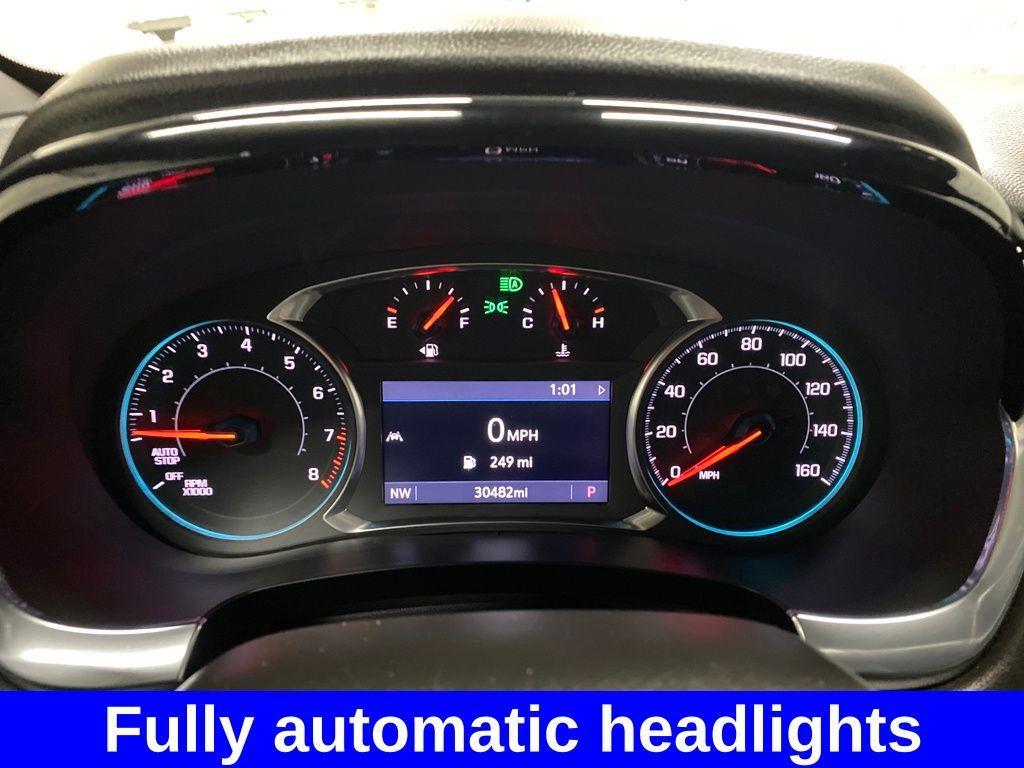 used 2022 Chevrolet Traverse car, priced at $31,394