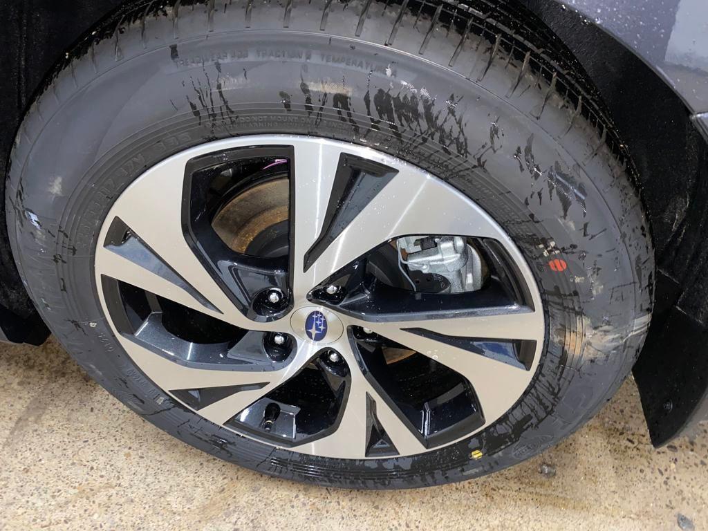 new 2025 Subaru Legacy car, priced at $30,009
