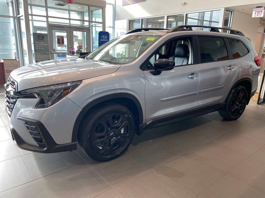 new 2025 Subaru Ascent car, priced at $51,228