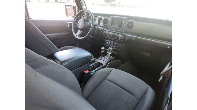 used 2023 Jeep Gladiator car, priced at $25,800