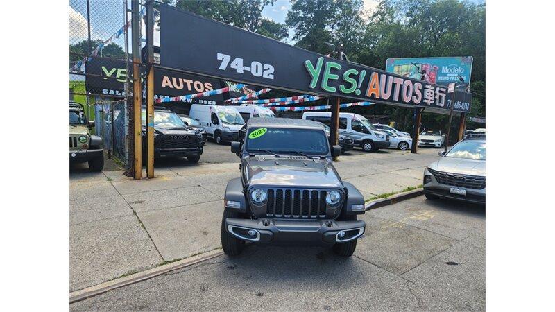 used 2023 Jeep Gladiator car, priced at $25,800
