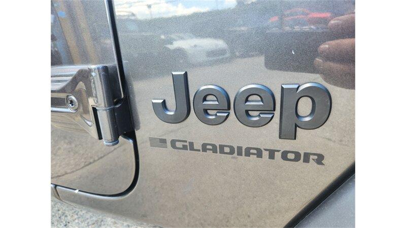 used 2023 Jeep Gladiator car, priced at $25,800