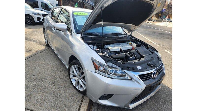 used 2015 Lexus CT 200h car, priced at $17,800