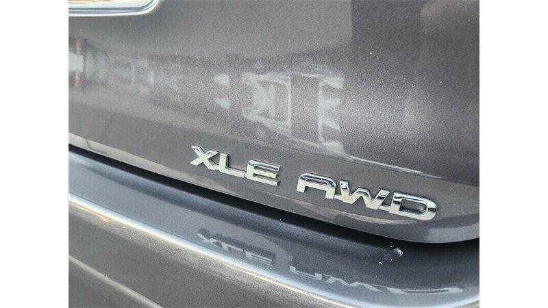 used 2021 Toyota Highlander car, priced at $29,800