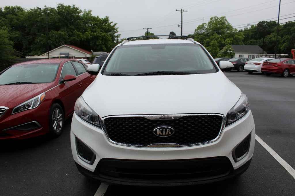 used 2016 Kia Sorento car, priced at $11,890