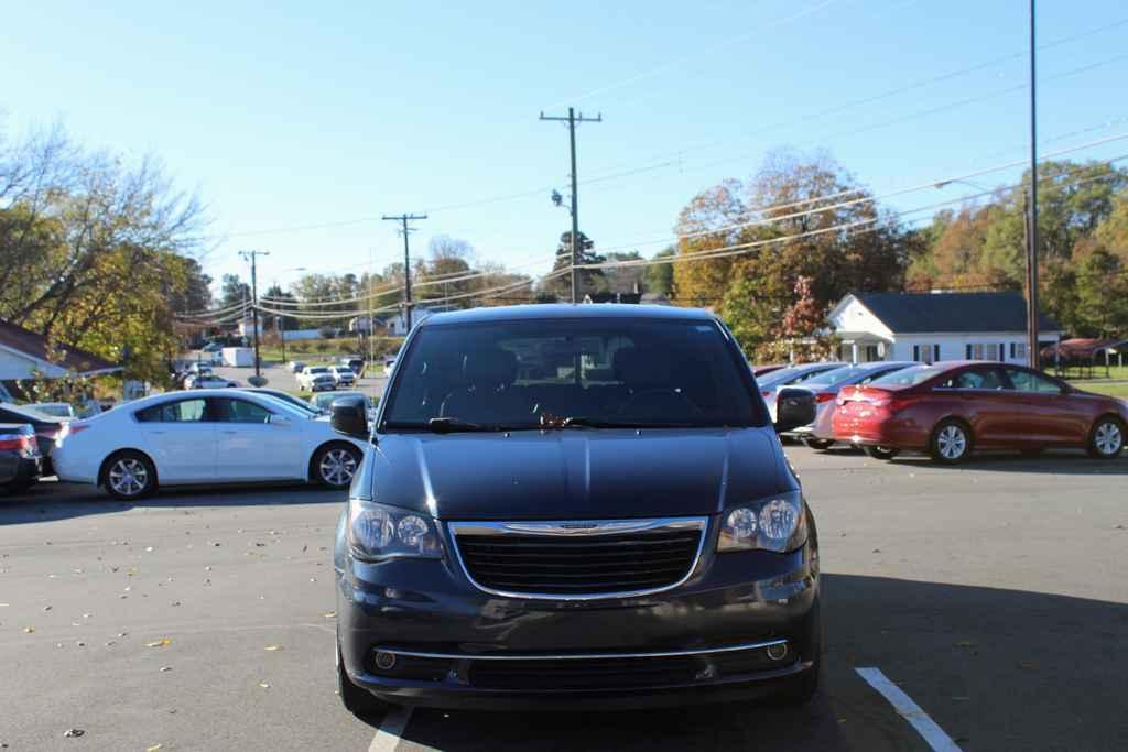 used 2014 Chrysler Town & Country car, priced at $9,490