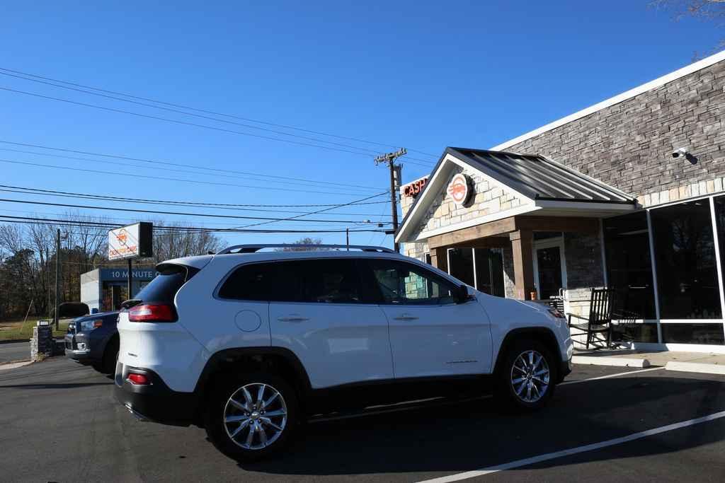 used 2015 Jeep Cherokee car, priced at $16,490