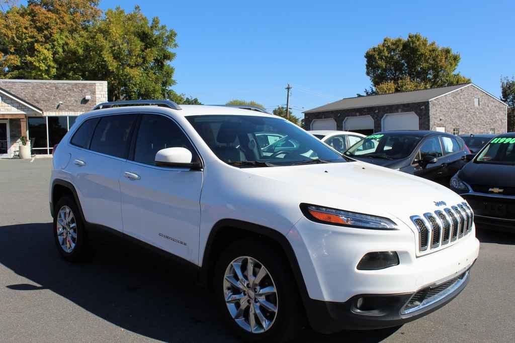 used 2015 Jeep Cherokee car, priced at $13,790