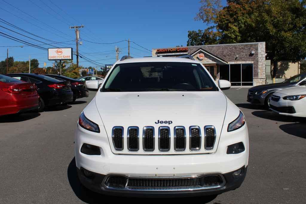 used 2015 Jeep Cherokee car, priced at $13,790