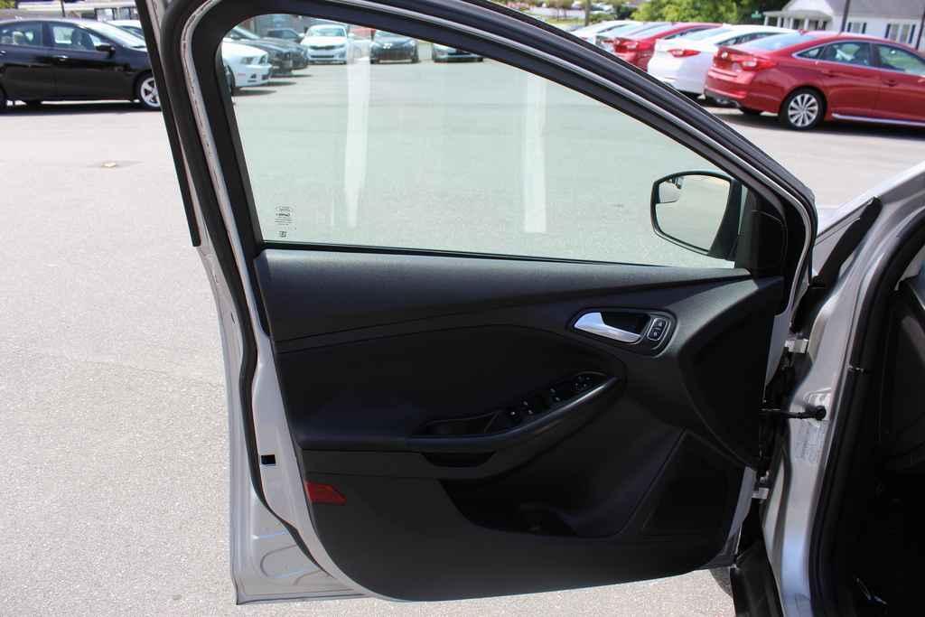 used 2015 Ford Focus car, priced at $6,490
