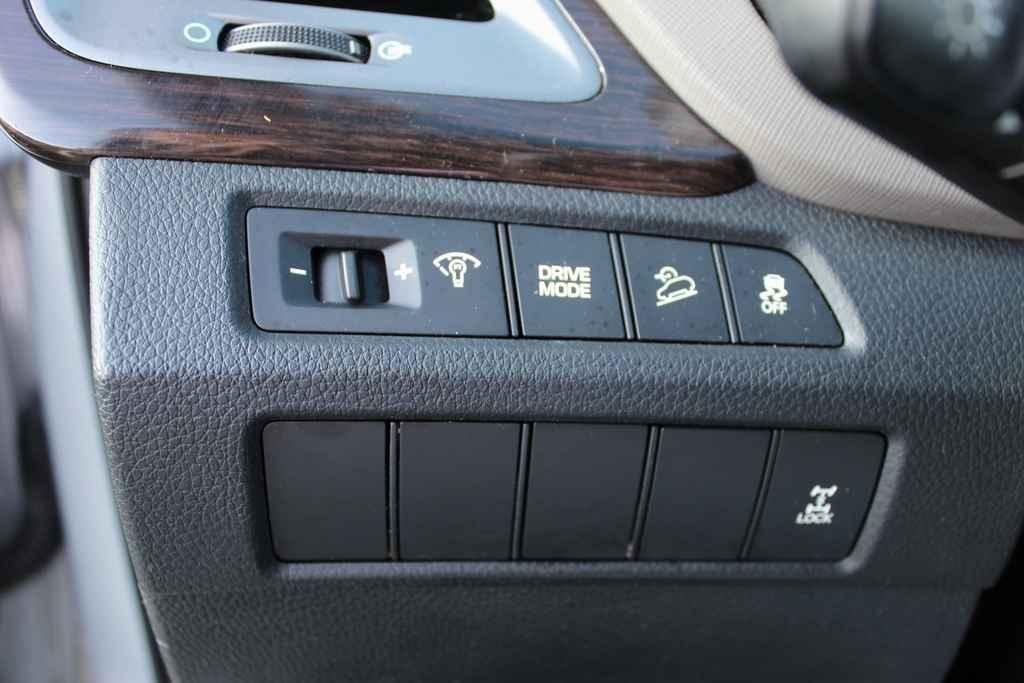 used 2018 Hyundai Santa Fe Sport car, priced at $11,790