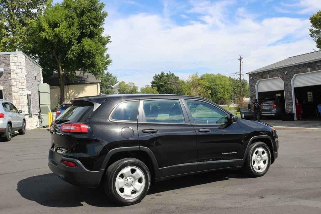 used 2017 Jeep Cherokee car, priced at $12,990