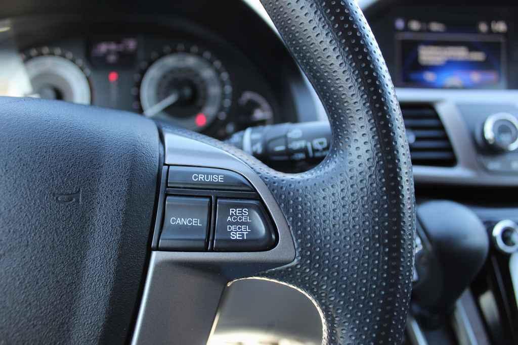 used 2017 Honda Odyssey car, priced at $13,990