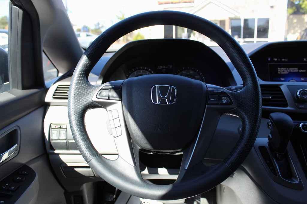 used 2017 Honda Odyssey car, priced at $13,990