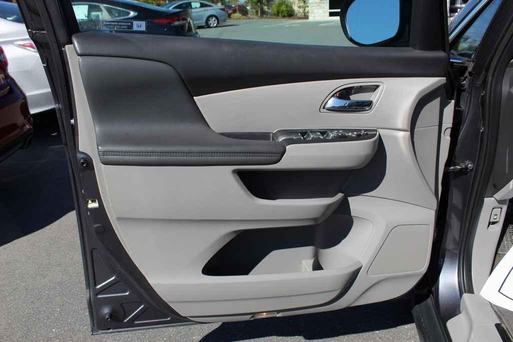 used 2017 Honda Odyssey car, priced at $13,990