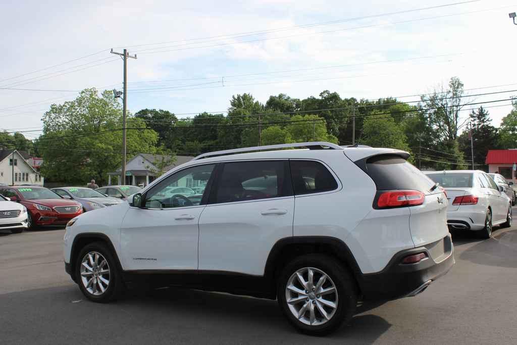 used 2015 Jeep Cherokee car, priced at $13,990