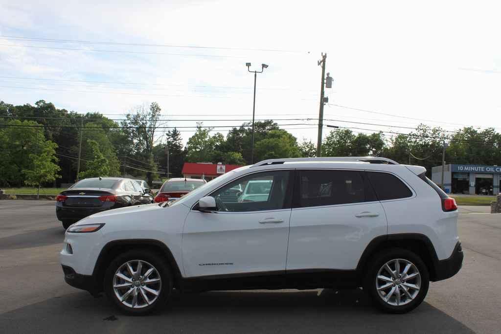 used 2015 Jeep Cherokee car, priced at $13,990